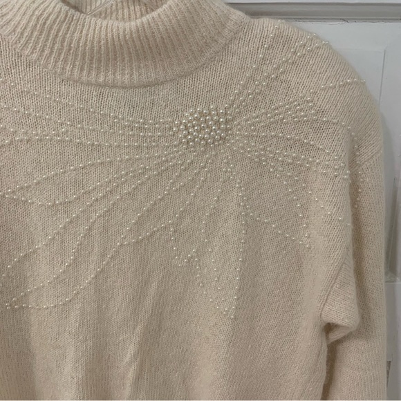 Women’s Vintage Cezanne Silk Angora Lambswool Blend Ivory Beaded Sweater Sz Med - Picture 2 of 10